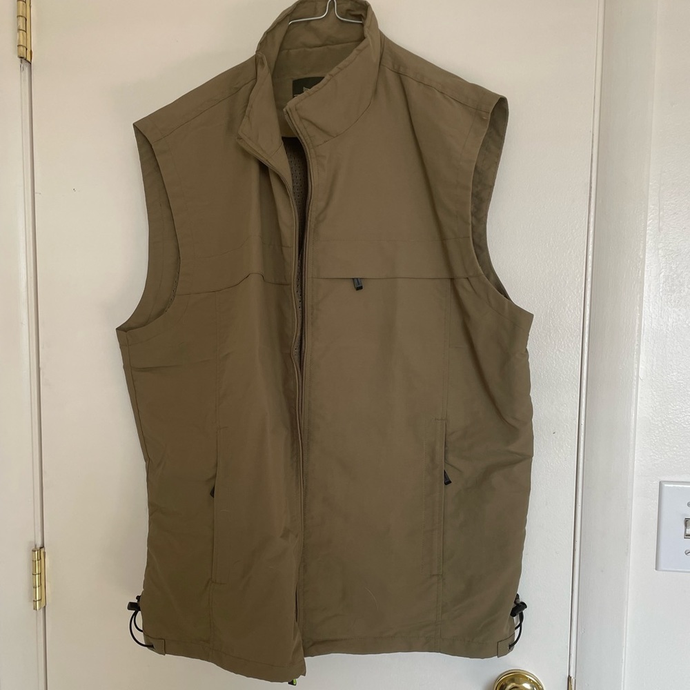 Khaki color vest